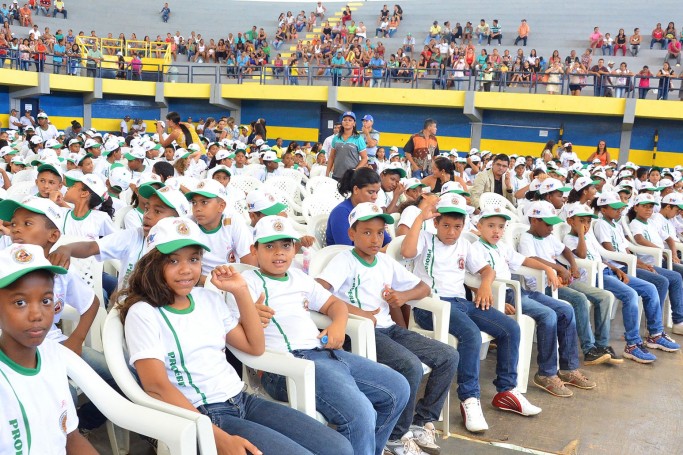 Mais de mil estudantes concluem formatura no Proerd 