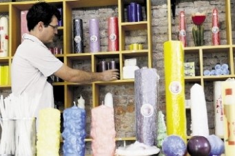 Aumento em valor da parafina pode diminuir venda de velas