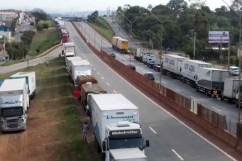 Greve dos caminhoneiros