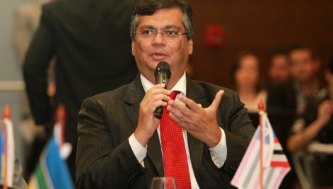 O governador Fl&aacute;vio Dino defendeu uma nova pol&iacute;tica econ&ocirc;mica durante o encontro dos Governadores da Amaz&ocirc;nia Legal, no Par&aacute;