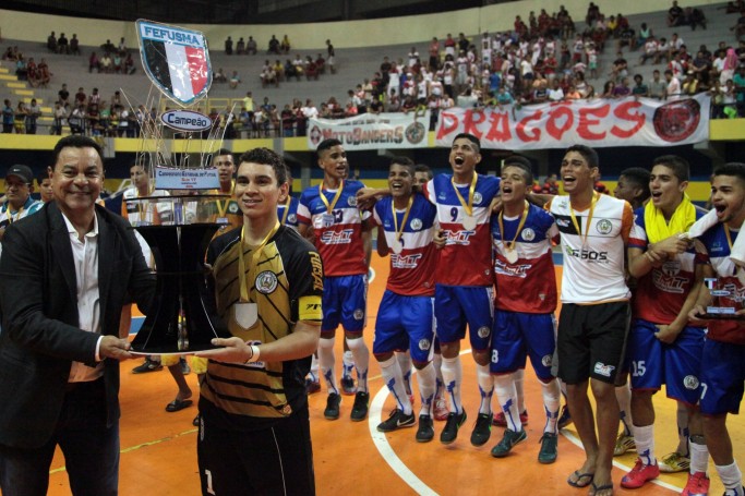 ADCMT/Militar Tiradentes &eacute; campe&atilde;o do Estadual Sub-17 2015