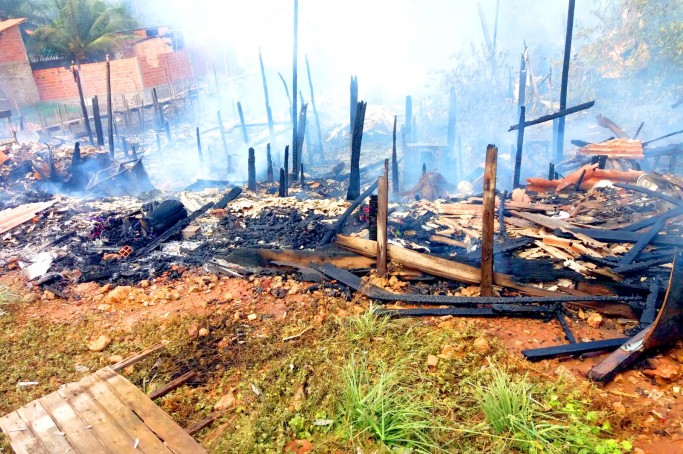 Incêndio no Ipase de Baixo