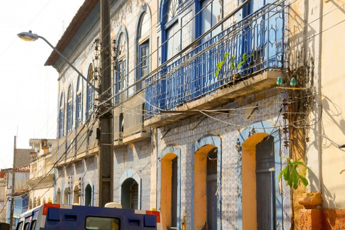 Gambiarras em casarões do Centro