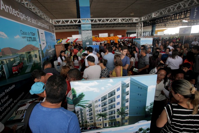 Feir&atilde;o de Im&oacute;veis atrai servidores p&uacute;blicos em busca da casa pr&oacute;pria