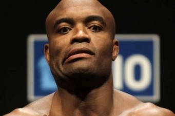 O brasileiro Anderson Silva deve retornar ao octógono dia 27 de fevereiro