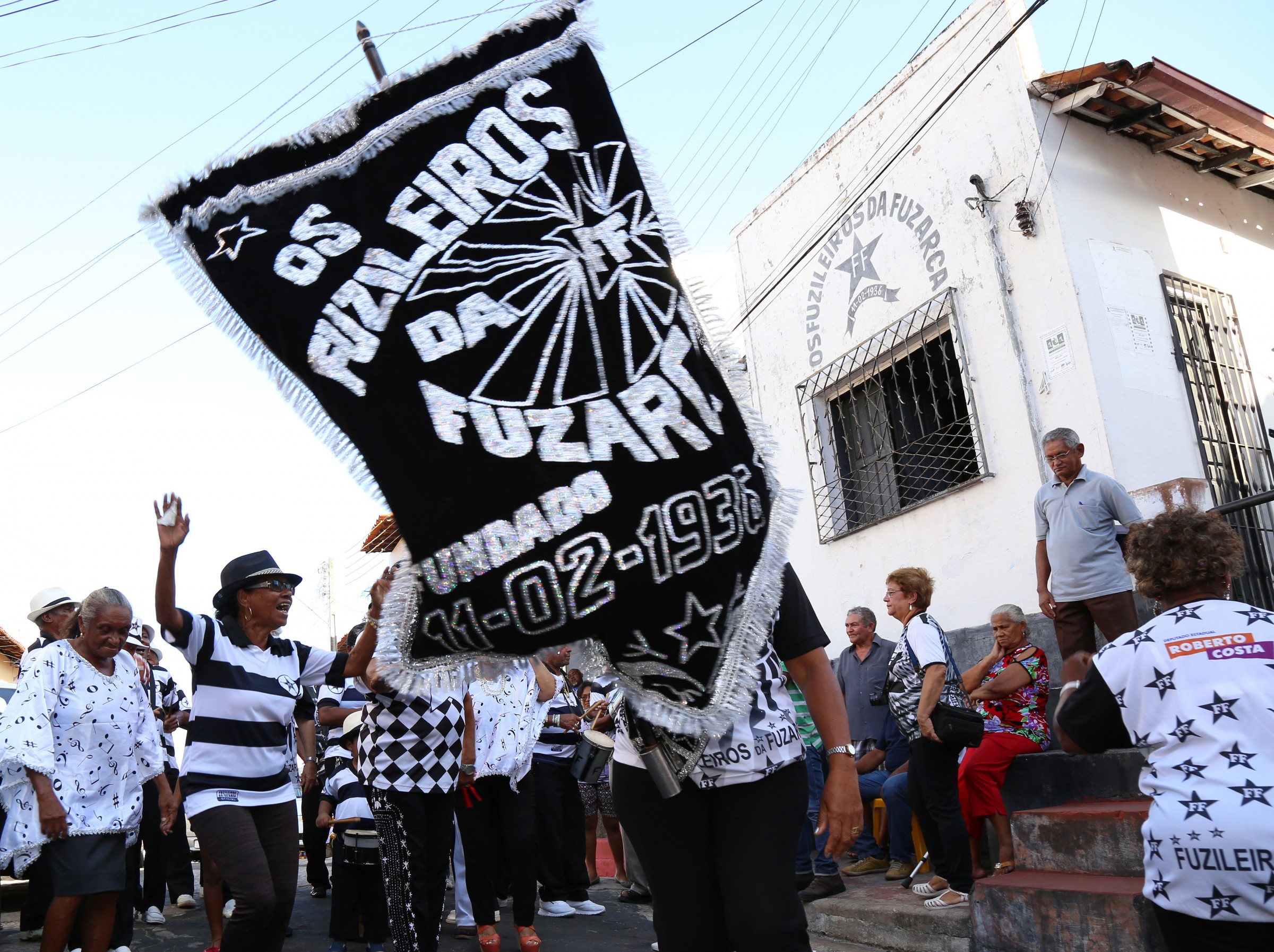 No ritmo da batida dos fuzileiros