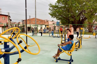 Prefeitura revitaliza praças e amplia espaços de lazer na capital