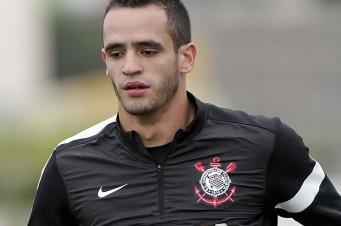 renato augusto