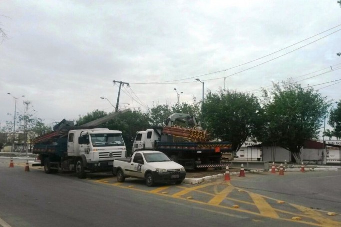 Acidentes com quebra de postes causam transtornos na Grande São Luís