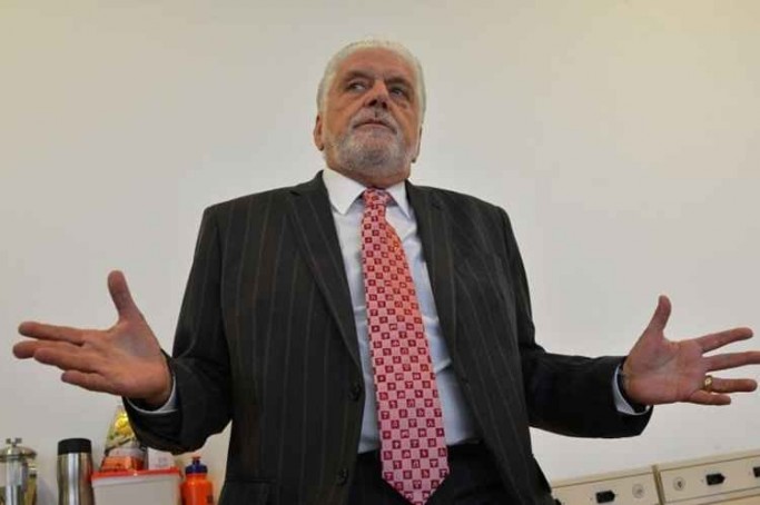 Procuradoria avalia pedido de inquérito para investigar Jaques Wagner