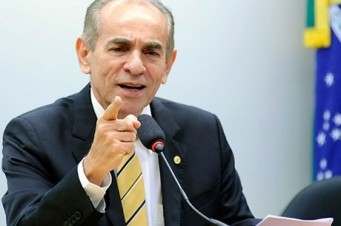 ministro da Saúde Marcelo Castro