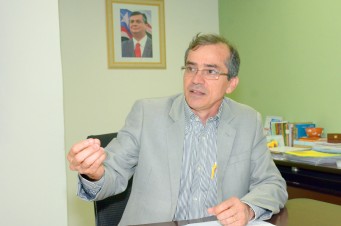 Marcos Pacheco secret&aacute;rio de sa&uacute;de do estado do maranh&atilde;o 