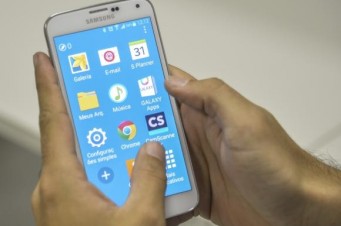Correios v&atilde;o selecionar operadora para oferecer servi&ccedil;o de telefonia celular por meio de rede virtual  