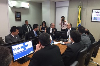 Prefeitos estiveram reunidos nesta terça-feira com o ministro Marcelo Castro