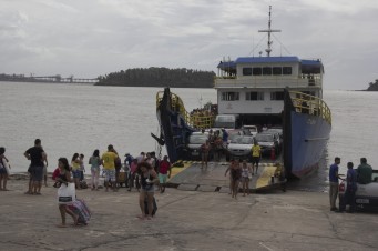 Desembarque no Terminal da Ponta da Espera no carnaval de 2015