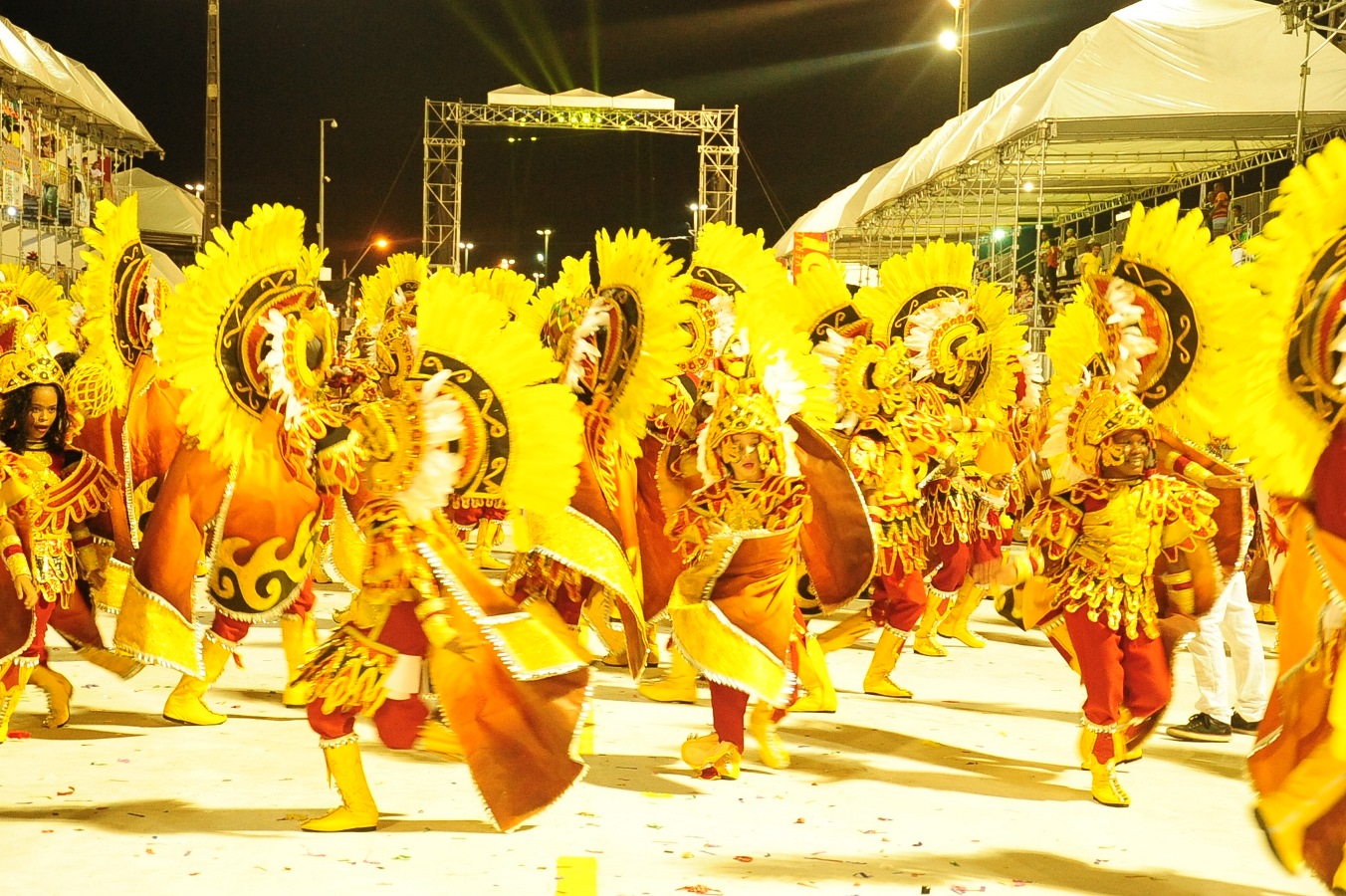 Blocos Tradicionais do Grupo A na Passarela do Samba no Carnaval 2016 (Divulgação/Secom)