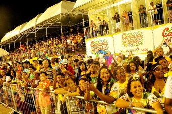 Blocos Tradicionais do Grupo A na Passarela do Samba no Carnaval 2016 (Divulgação/Secom)