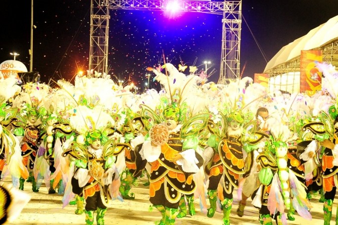 Blocos Tradicionais do Grupo A na Passarela do Samba no Carnaval 2016 (Divulgação/Secom)