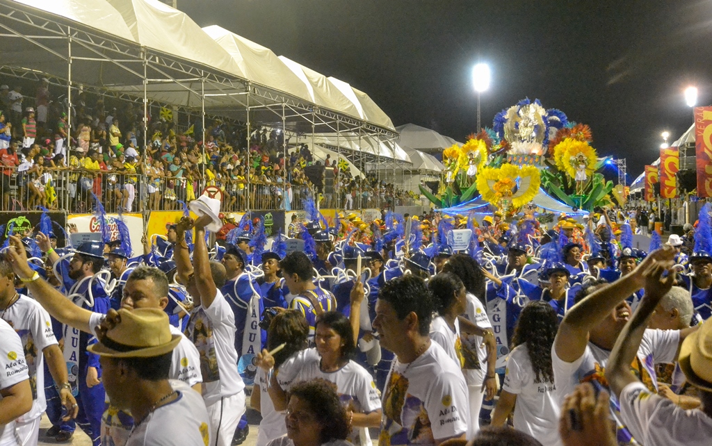 Desfile da Favela do Samba (Karlos Geromy/O Imparcial)