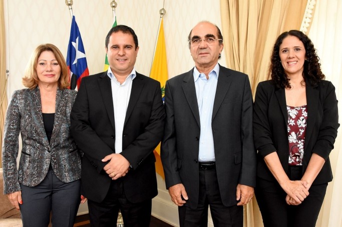 Prefeito Edivaldo empossa dois novos secretários e presidente do Ipam