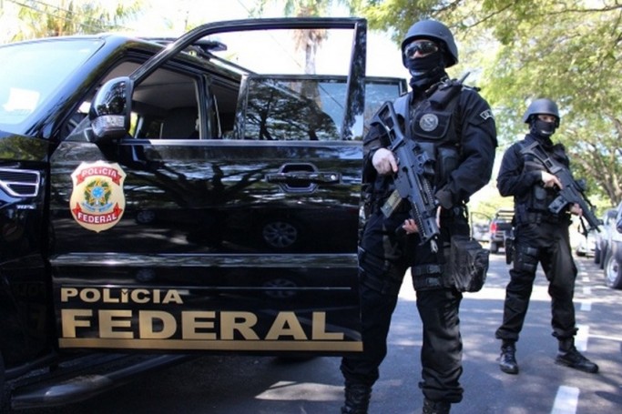 Pol&iacute;cia Federal 