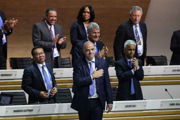o SUI&Ccedil;O ELEITO COMO PRESIDENTE DA FIFA