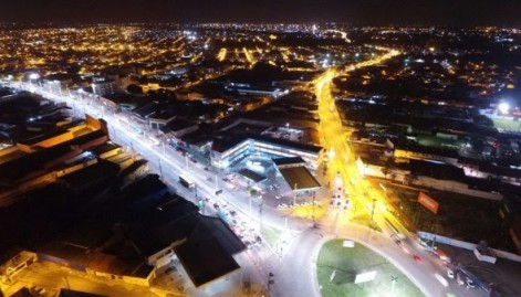 Iluminação - Led - Prefeitura - Avenida