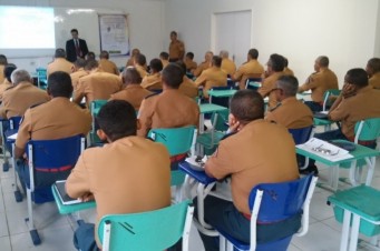 320 policiais do sistema de segurança do Maranhão estão sendo treinados para atender mulheres em situação de risco de violência doméstica