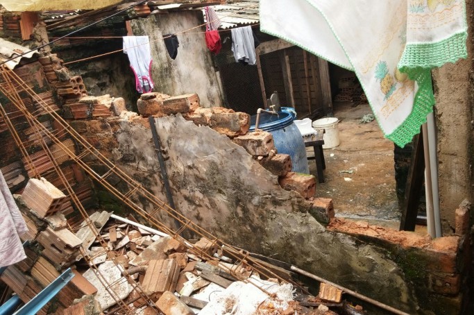 Muro quebrado