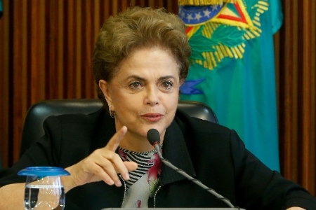 A presidente também negou o enfraquecimento do ministro e disse que críticas são normais