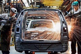O número de veículos produzidos enfrentou forte queda em 2015. Caiu 22,8% na comparação com 2014, para 2,429 milhões