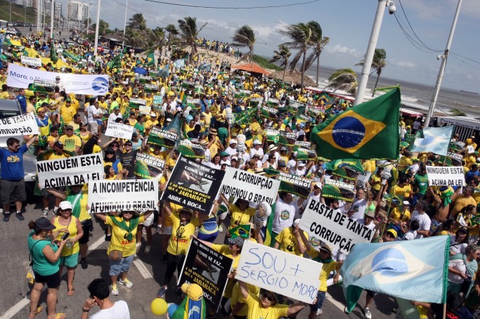 Manifestação em São Luís (Honório Moreira/O Imparcial)