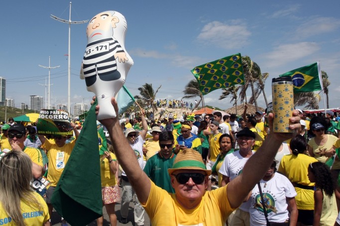 Manifestação em São Luís (Honório Moreira/O Imparcial)