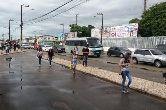 Manifesta&ccedil;&atilde;o S&atilde;o Lu&iacute;s Rei de Fran&ccedil;a (O Imparcial)