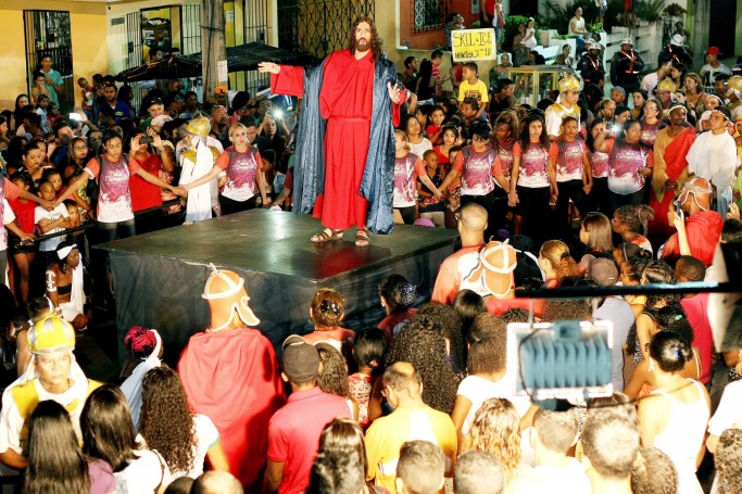VIA-SACRA - ANJO DA GUARDA - JESUS