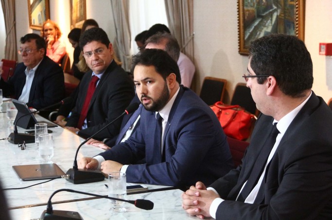 Audi&ecirc;ncia com os representantes do Governo Federal atualizou informa&ccedil;&otilde;es sobre a recupera&ccedil;&atilde;o e manuten&ccedil;&atilde;o da BR-135, bem como a duplica&ccedil;&atilde;o da rodovia