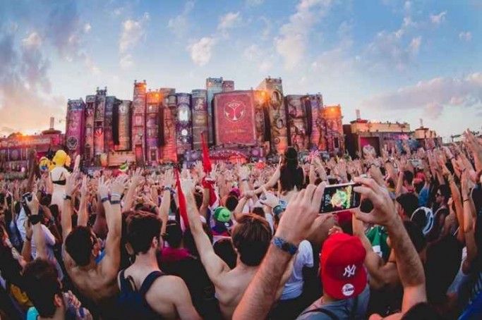 tomorowland 