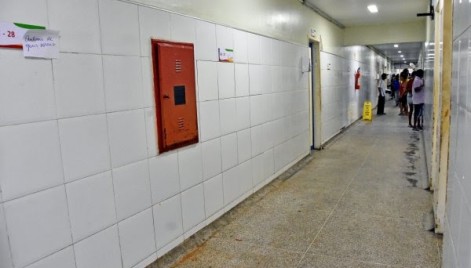 Maca zero: prefeito Edivaldo acompanha transfer&ecirc;ncia de pacientes do Socorr&atilde;o I para Santa Casa
