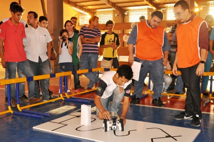 Unidade Plena de Pindaré Mirim receberá a etapa estadual do Torneio Juvenil de Robótica 2016
