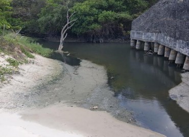 Rio Pimenta antes das a&ccedil;&otilde;es de despolui&ccedil;&atilde;o estava com &aacute;guas totalmente escuras