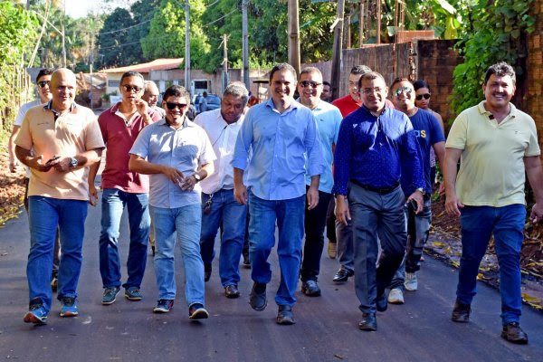 Prefeito Edivaldo vistoria obra da Ponte Pai Inácio