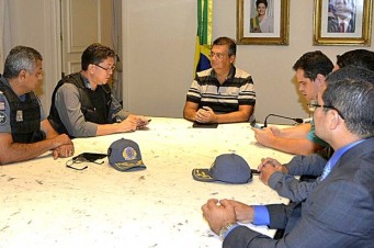 Reuni&atilde;o da c&uacute;pula da Seguran&ccedil;a P&uacute;blica com o governador Fl&aacute;vio Dino