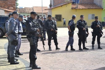 De acordo com o secret&aacute;rio de Seguran&ccedil;a P&uacute;blica, Jefferson Portela, "Acionamos todo o recurso ostensivo para cobrir a Regi&atilde;o Metropolitana e garantir  a tranquilidade e o direito de ir vir da popula&ccedil;&atilde;o".