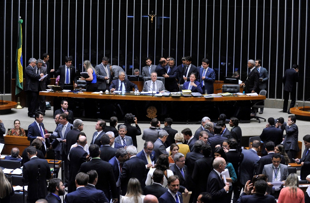 Sessão conjunta do Congresso Nacional para analisar os 24 vetos presidenciais