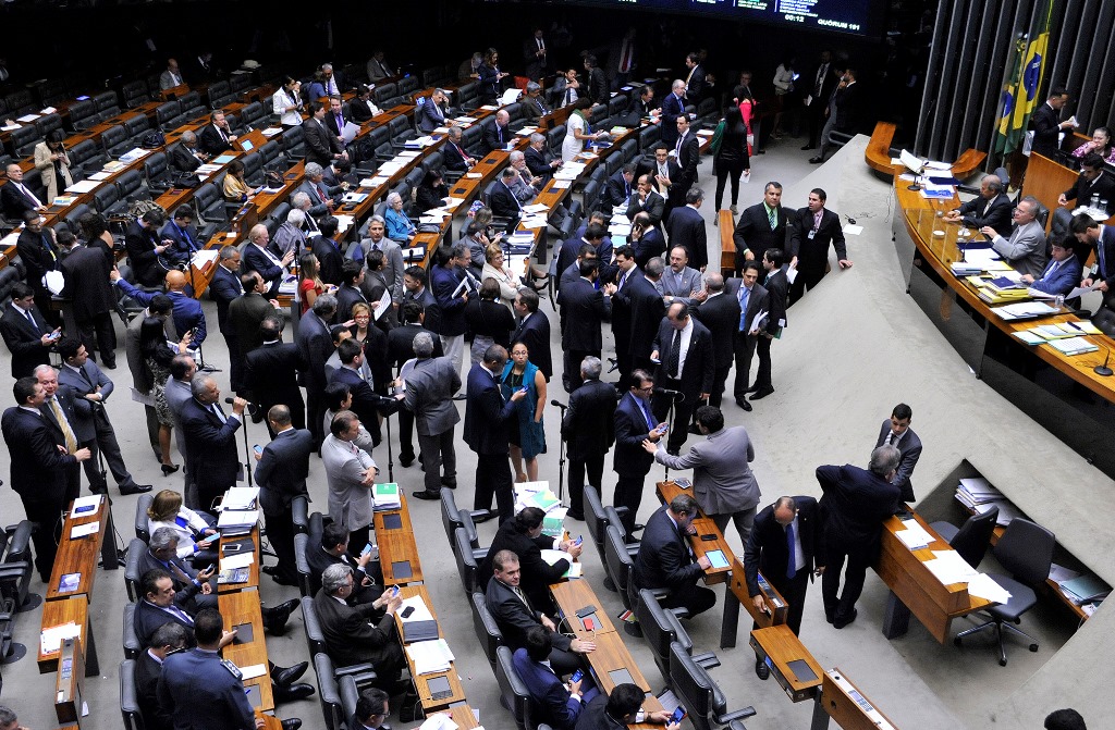 Sessão conjunta do Congresso Nacional para analisar os 24 vetos presidenciais