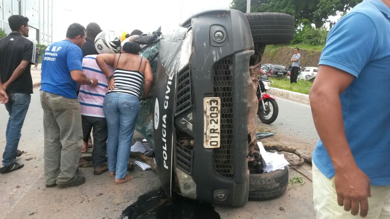 Acidente com Viatura da Polícia Civil