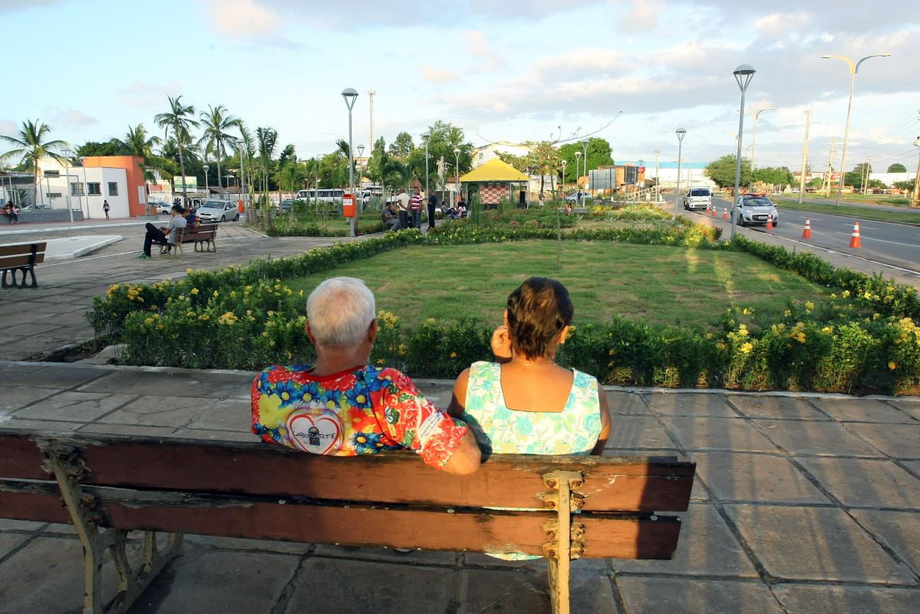 Entregue segunda etapa da reforma da praça do Pescador, no Portinho