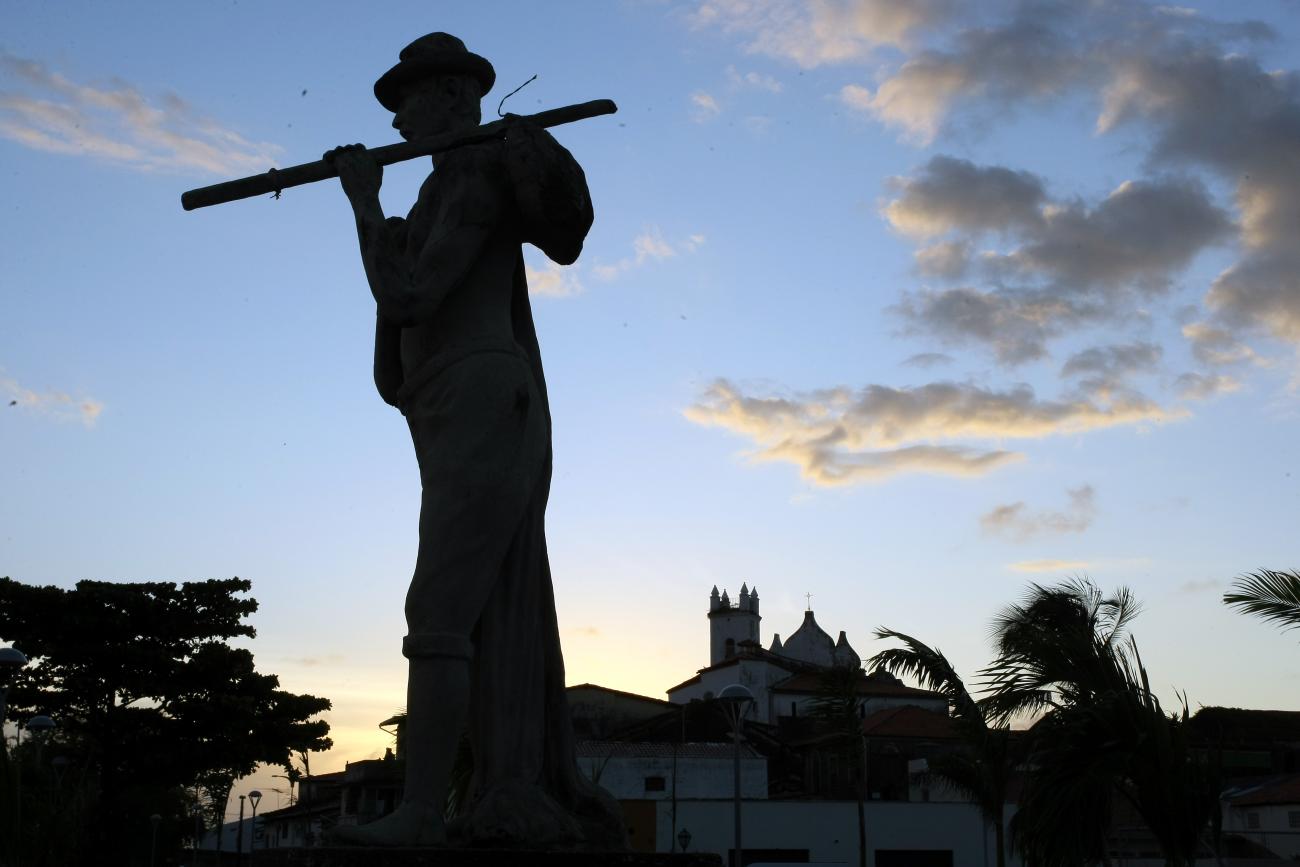 Entregue segunda etapa da reforma da praça do Pescador, no Portinho