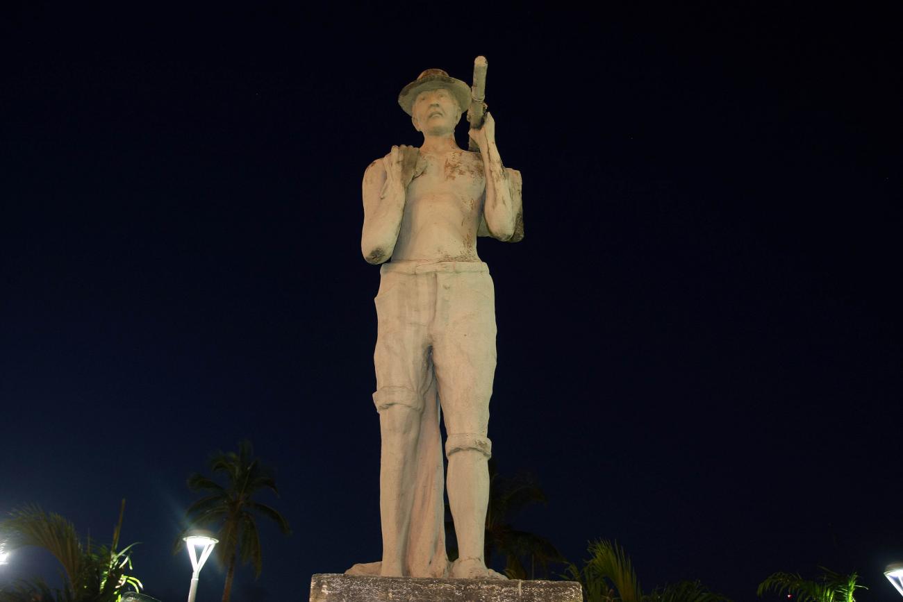 Entregue segunda etapa da reforma da praça do Pescador, no Portinho