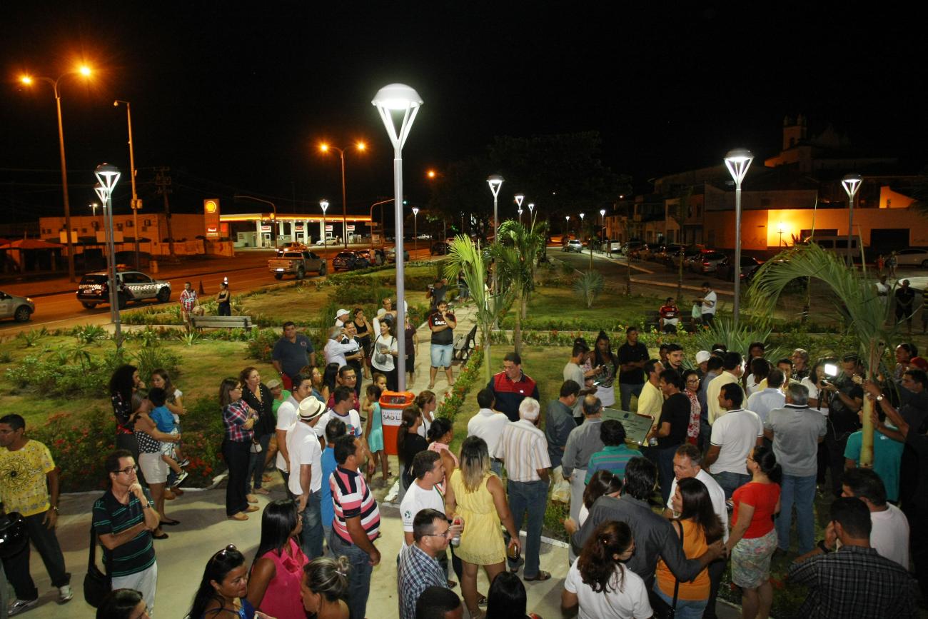 Entregue segunda etapa da reforma da praça do Pescador, no Portinho
